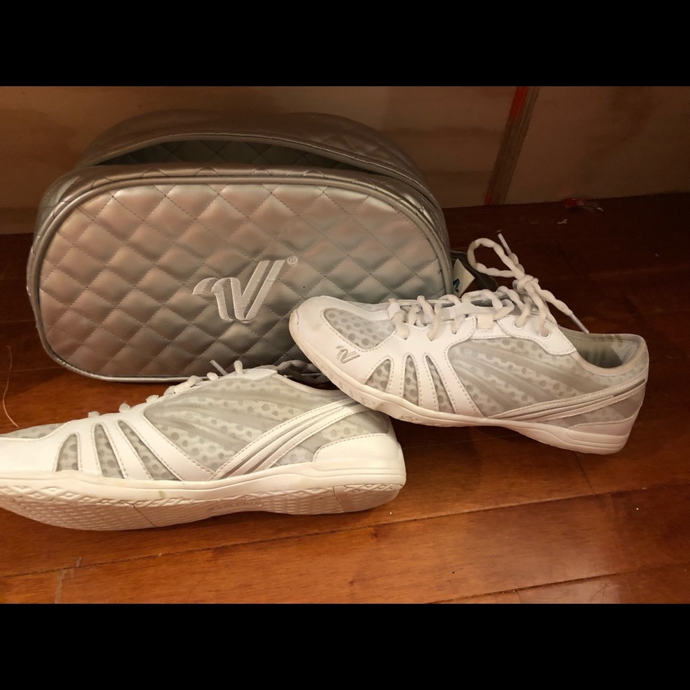 cheershoes